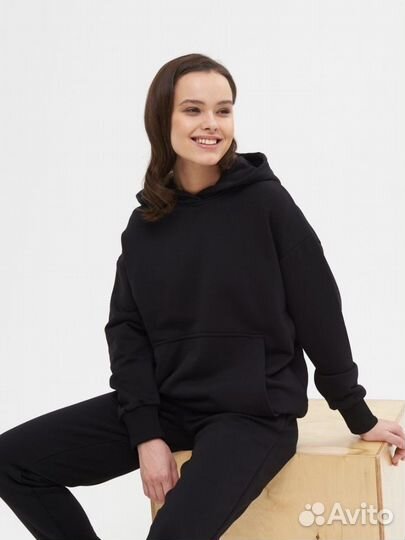 Женский спортивный костюм