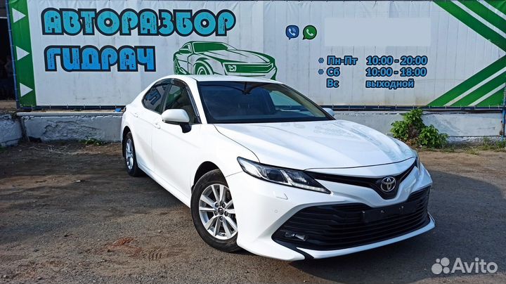 Ручка двери внутренняя левая Toyota Camry 70 69206