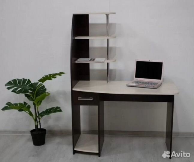 Стол компьютерный 