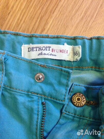 Шорты, футболки, Панамы