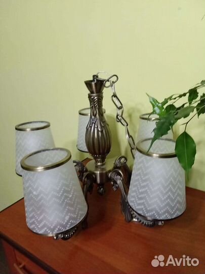 Люстра потолочная