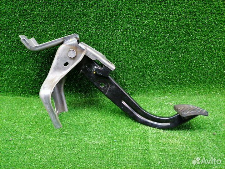 Педаль тормоза Kia Rio 3 QB 1.6 G4FC 2013