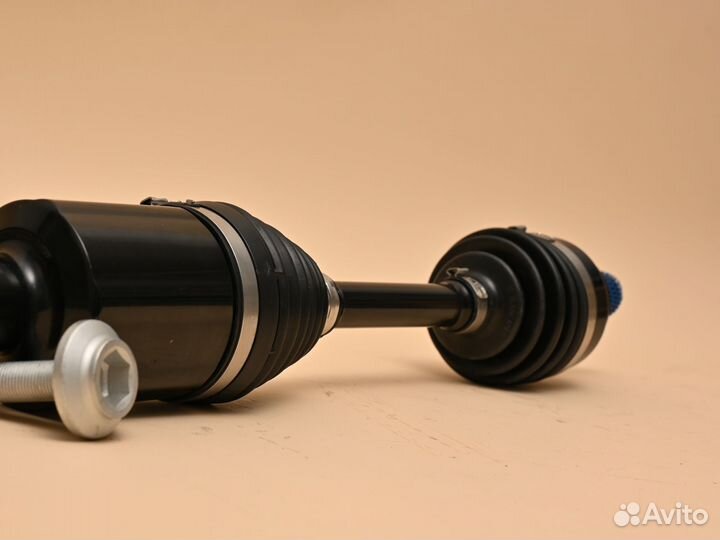 Полуось (привод в сборе) для Mercedes GLK X204 L