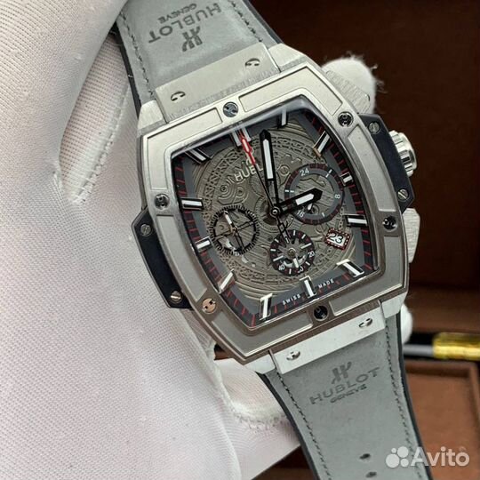 Мужские кварцевые часы