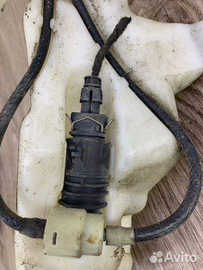 Бачок омывателя Opel Zafira A