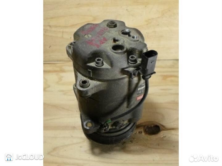 Компрессор кондиционера на volkswagen golf 1J5 APK