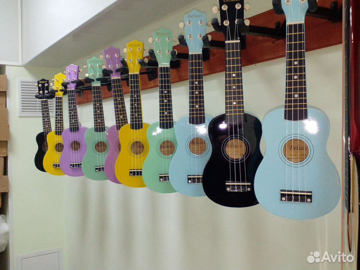 Укулеле новая