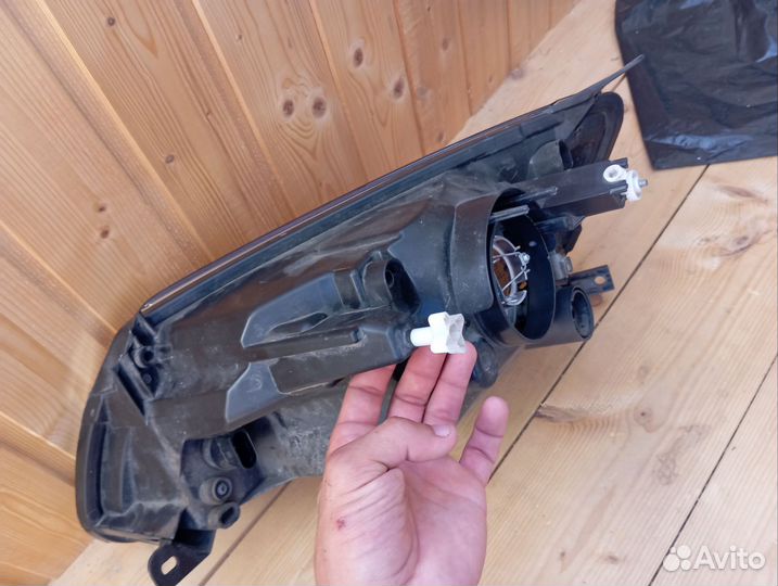 Фары на LADA granta