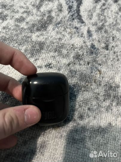 Беспроводные наушники jbl