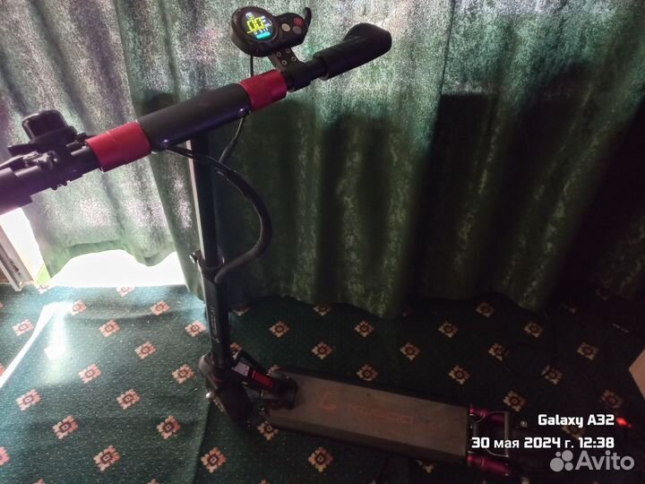 Самокат взрослый электрический бу