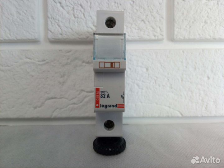 Держатель предохранителя Legrand 10x38 32A