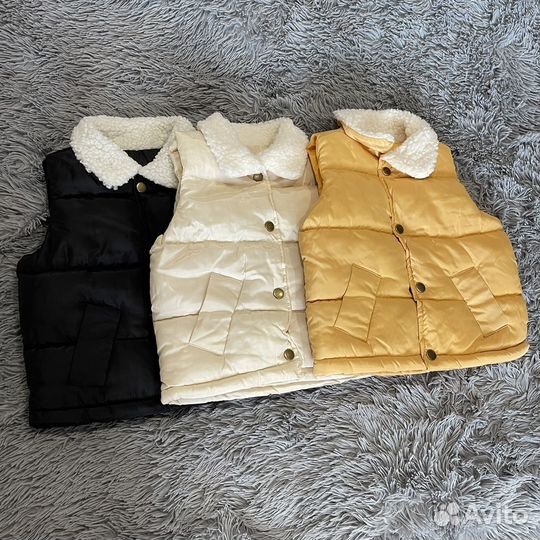 Детская жилетка новая