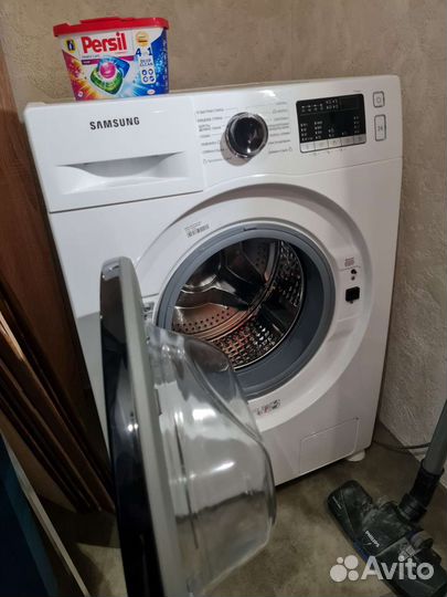 Стиральная машинка с сушилкой