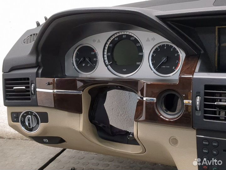 Панель передняя салона Mercedes GLK X204, 2011