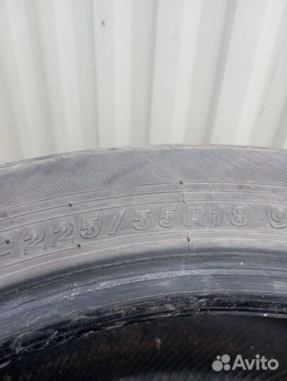 Yokohama BluEarth RV-02 225/55 R18