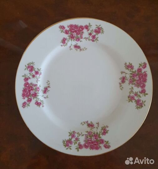 Фарфор в ассортименте