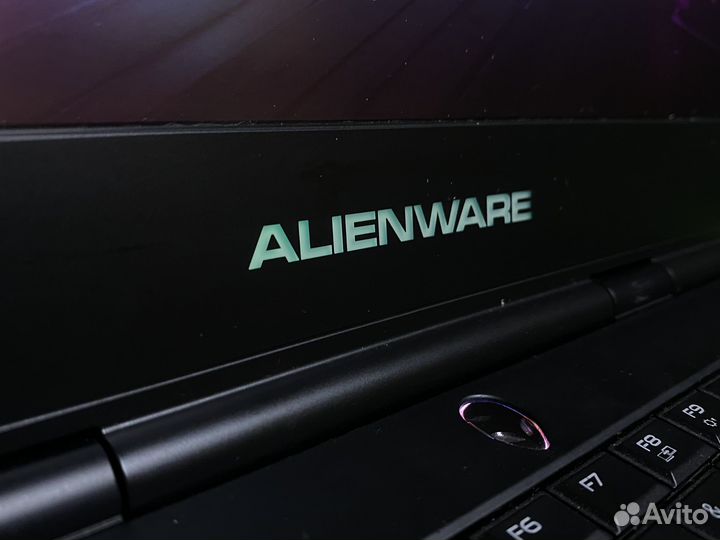 Игровой ноутбук Dell Alienware i7/8/256/GTX 970