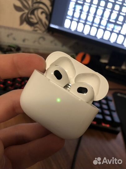 Беспроводные наушники apple airpods 3