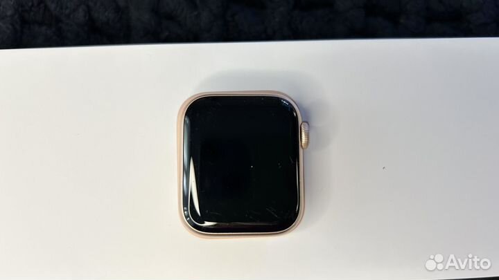 Apple watch series 5 40mm