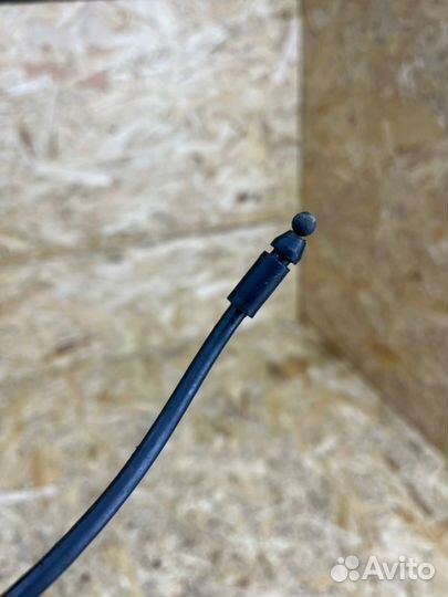 Трос открывания капота Hyundai Accent 1.5 2008