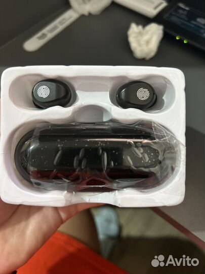 Без проводные наушники