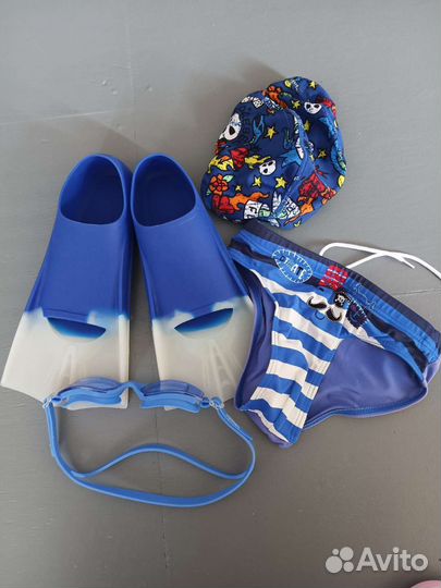 Комплект для плавания