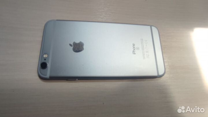 iPhone 6S, 64 ГБ