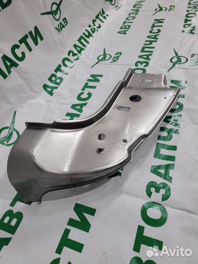 Кронштейн телевизора правый ухо УАЗ patriot