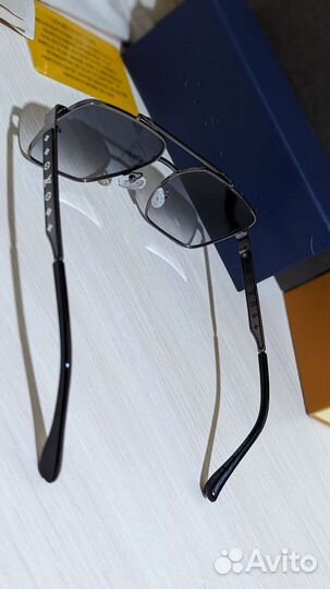 Очки Louis Vuitton