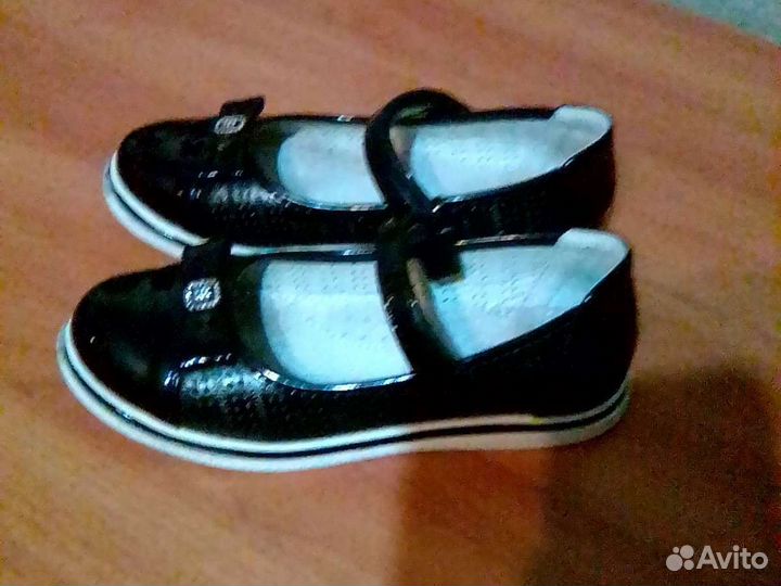 Туфельки для девочки
