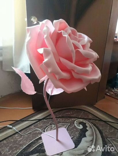 Цветы из изолона светильник