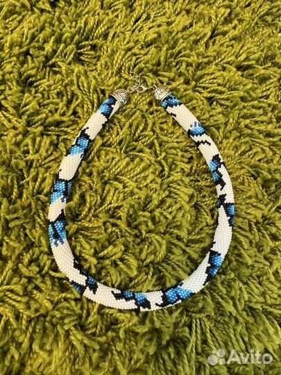 Жгут (колье) из бисера