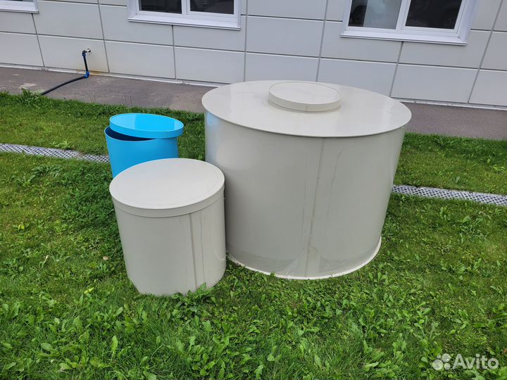 Резервуар для воды пластиковый