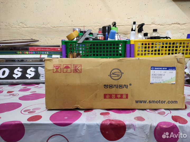 Задний левый фонарь ssang yong rexton