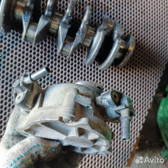 Вакуумный насос Citroen Berlingo 9H08 2013 (б/у)