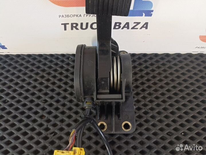 Педаль газа