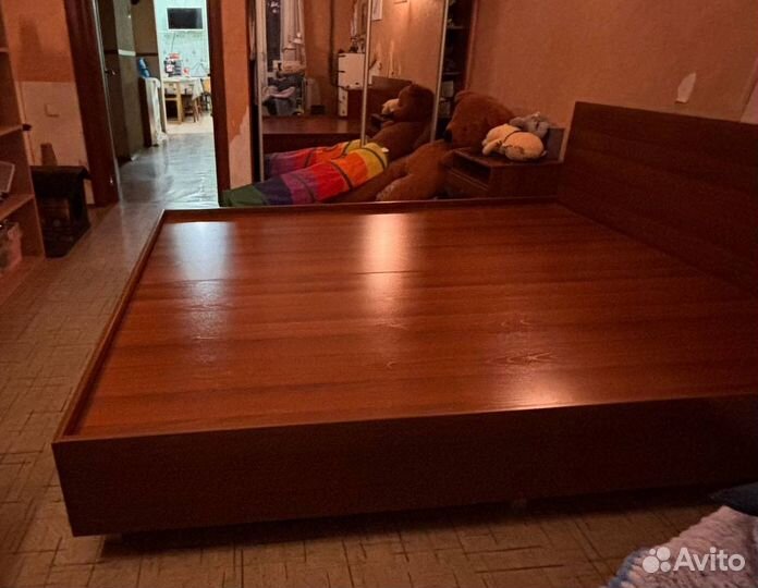 Кровать двухспальная 160 200 деревянная бу