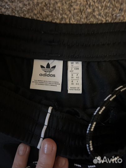 Спортивные штаны адидас оригинал 46 р
