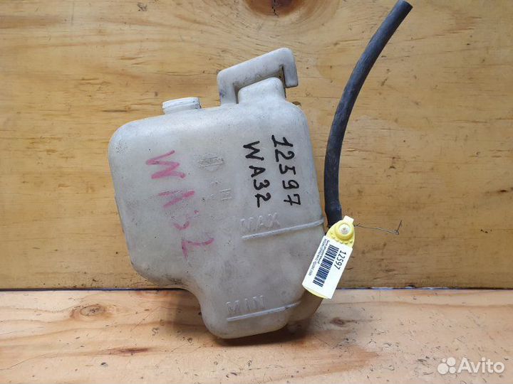 Бачок расширительный Nissan Cefiro WA32 VQ20DE