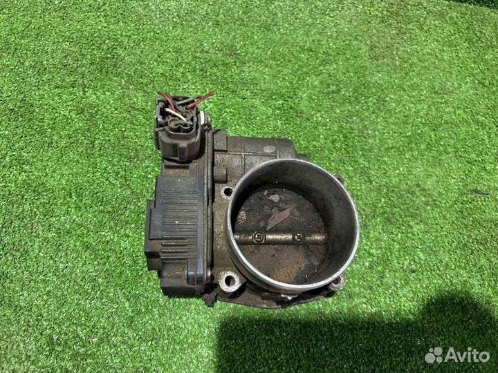 Дроссельная заслонка Nissan Murano Z50 VQ35DE