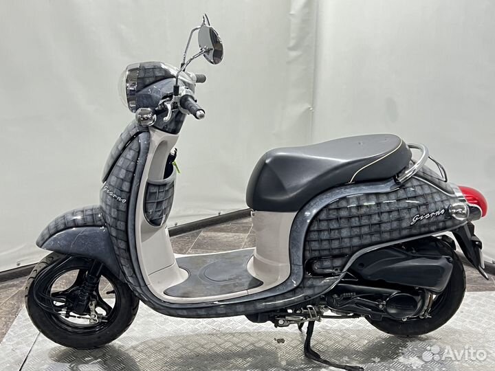 Скутер Honda Giorno