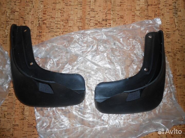 Б/У коврики салона и багажника брызговики Лачетти