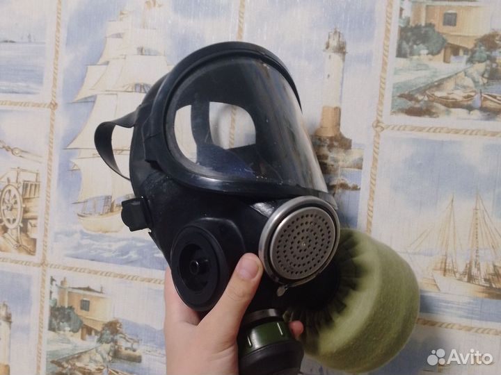 Противогаз