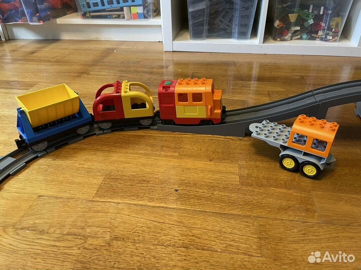 Поезд и железная дорогая Lego Duplo