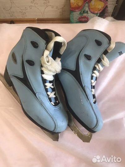 Коньки для фигурного катания