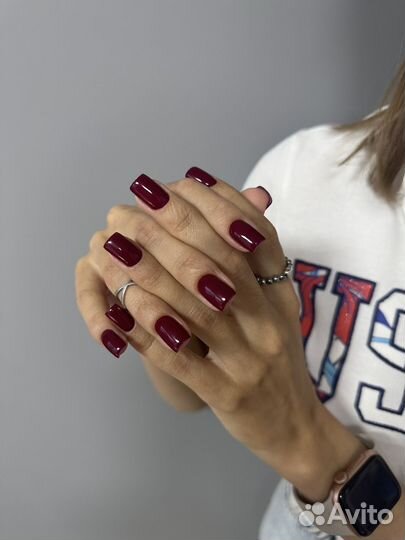 Маникюр с покрытием гель-лак