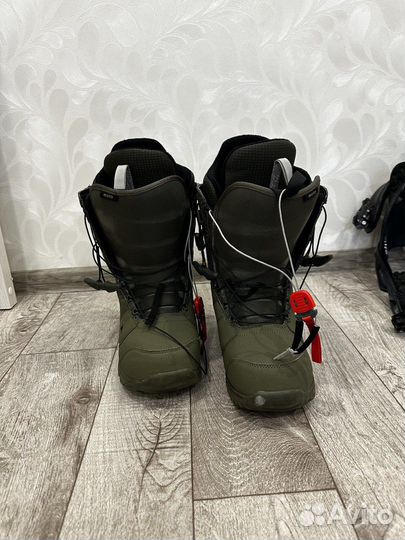 Сноуборд, крепление, ботинки