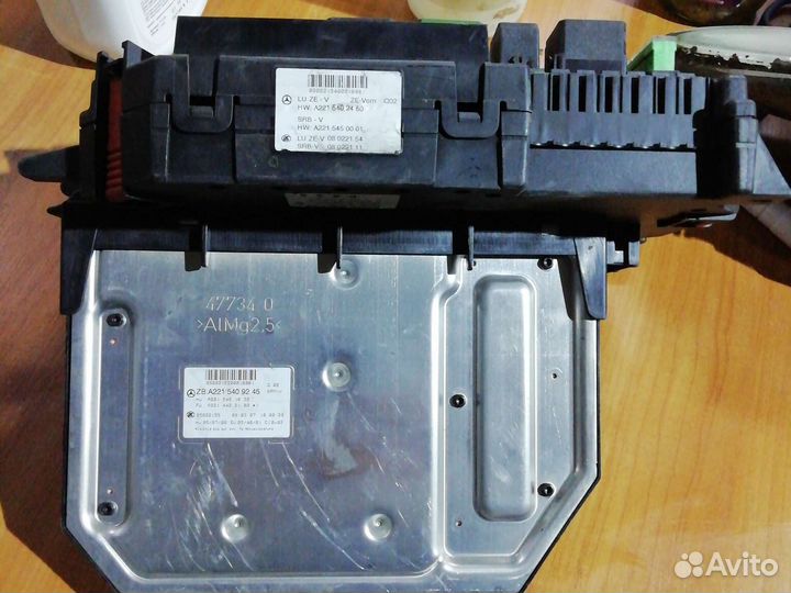 Блок Sam предохранителей управления Mercedes w221