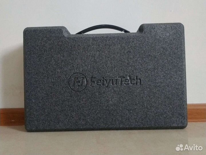 Новый электронный стабилизатор FeiyuTech ак 2000