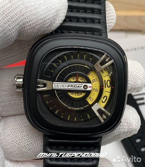 Мужские часы sevenfriday